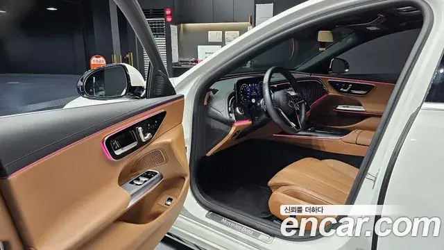 Mercedes-Benz E-Class 2024 — Фото 10/20