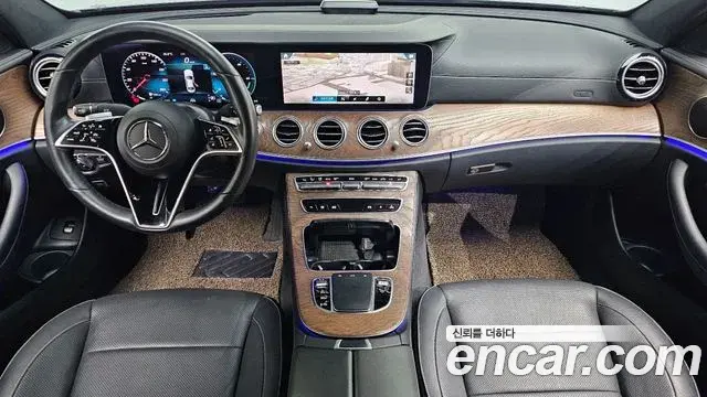 Mercedes-Benz E-Class 2021 — ფოტო 10/20