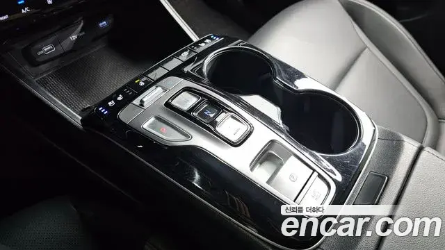 Hyundai The New Tucson 2022 — Фото 9/20