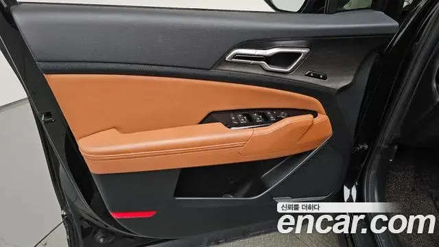 Kia Sportage 2021 — Photo 7/35