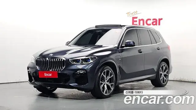 BMW X5 2021 — Photo 12/20