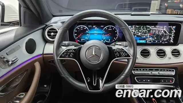 Mercedes-Benz E-Class 2021 — ფოტო 6/20
