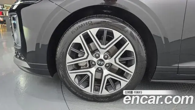 Hyundai Grandeur Hybrid 2023 — Photo 16/32
