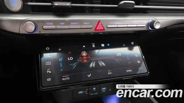 Hyundai Grandeur Hybrid 2023 — Photo 4/32