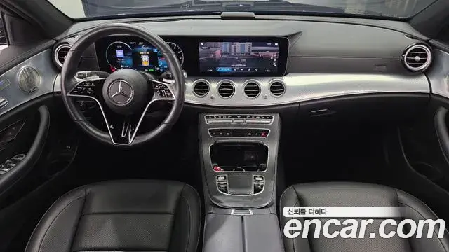 Mercedes-Benz E-Class 2021 — Фото 7/20
