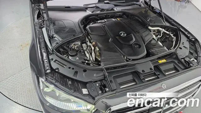 Mercedes-Benz S-Class 2021 — ფოტო 4/32