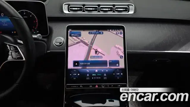 Mercedes-Benz S-Class 2021 — ფოტო 13/32