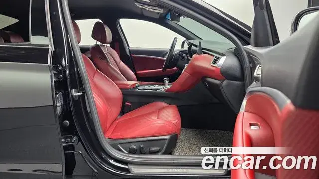 Genesis G70 2021 — Şəkil 32/35