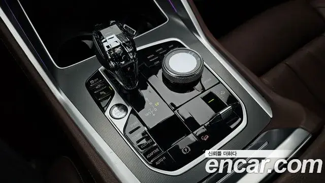BMW X6 2020 — Şəkil 29/35
