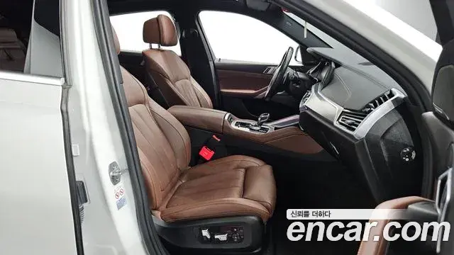 BMW X6 2020 — Şəkil 32/35