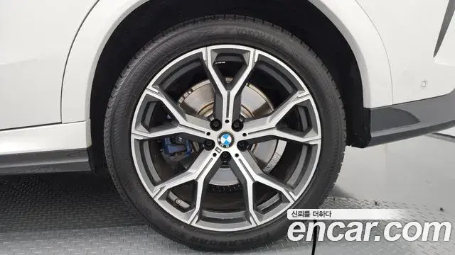 BMW X6 2020 — Şəkil 19/35