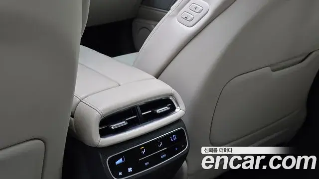 Genesis G80 2022 — ფოტო 17/33