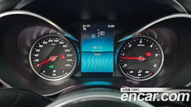 Mercedes-Benz C-Class 2019 — Фото 8/20