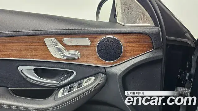 Mercedes-Benz C-Class 2019 — Şəkil 3/30