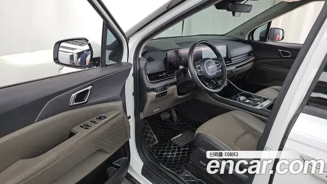 Kia Carnival 2024 — ფოტო 15/30