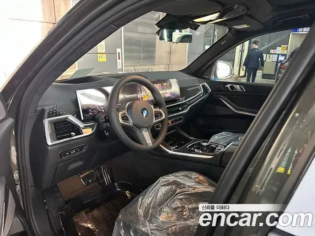 BMW X7 2025 — Фото 6/14