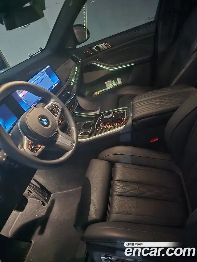BMW X7 2025 — Фото 13/14