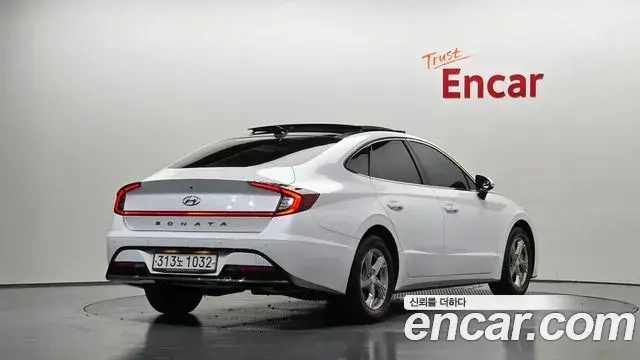 Hyundai Sonata 2019 — Фото 2/20