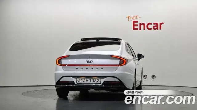 Hyundai Sonata 2019 — Фото 4/20