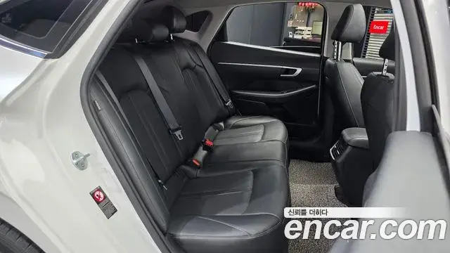 Hyundai Sonata 2019 — Фото 12/20