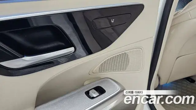 Mercedes-Benz E-Class 2024 — ფოტო 3/34