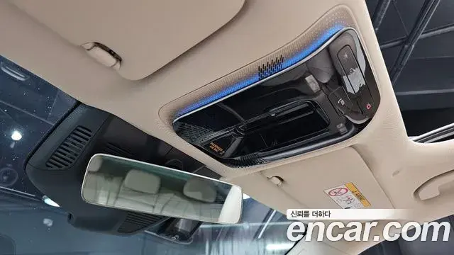 Mercedes-Benz E-Class 2024 — ფოტო 11/34