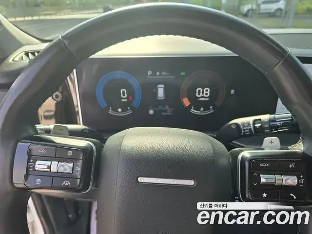 Hyundai Santa Fe 2024 — Photo 17/18
