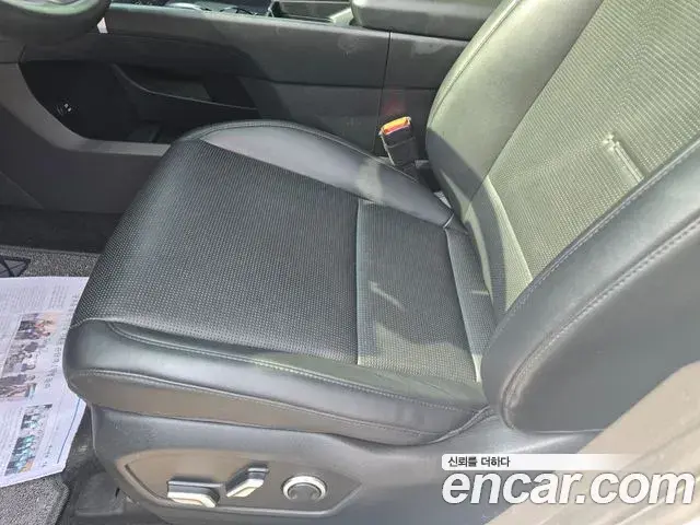 Hyundai Santa Fe 2024 — Photo 14/18