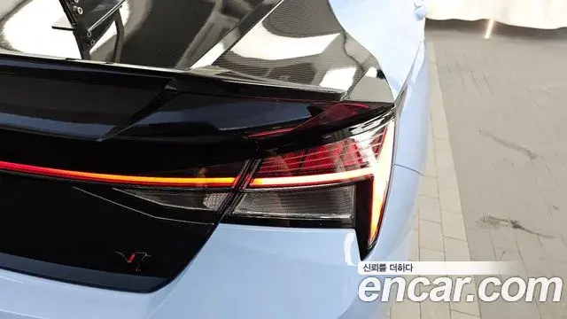 Hyundai The New Avante Hybrid 2022 — ფოტო 19/33