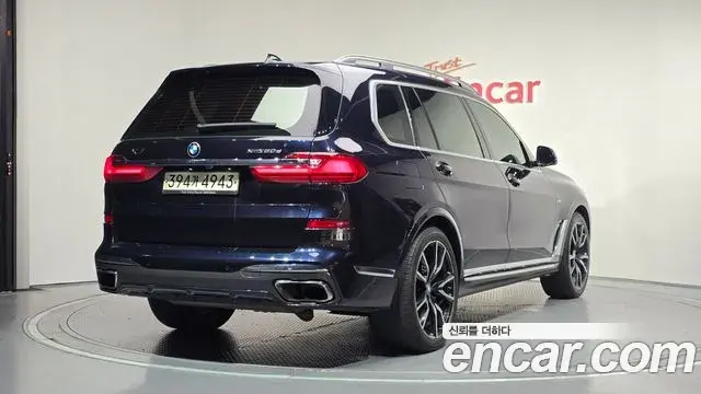 BMW X7 2020 — Фото 2/20