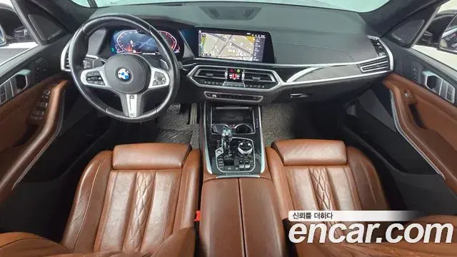 BMW X7 2020 — Фото 7/20