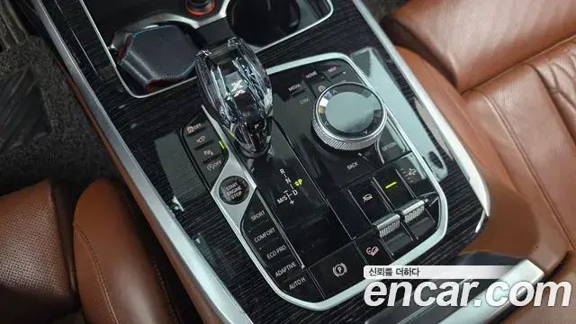 BMW X7 2020 — Фото 9/20