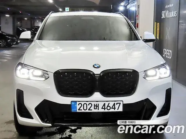 BMW X4 2025 — Фото 1/20