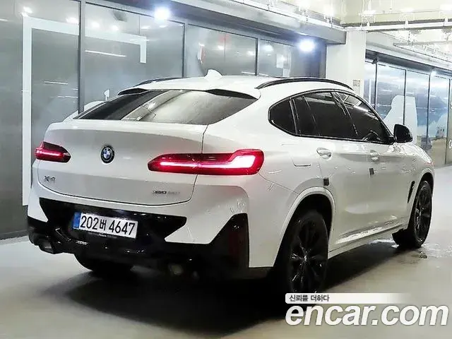 BMW X4 2025 — Фото 3/20