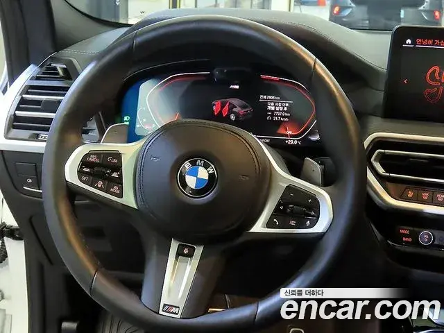 BMW X4 2025 — Фото 7/20