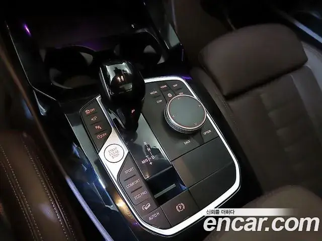 BMW X4 2025 — Фото 12/20