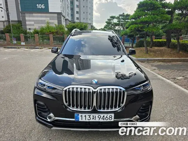 BMW X7 2021 — ფოტო 6/19