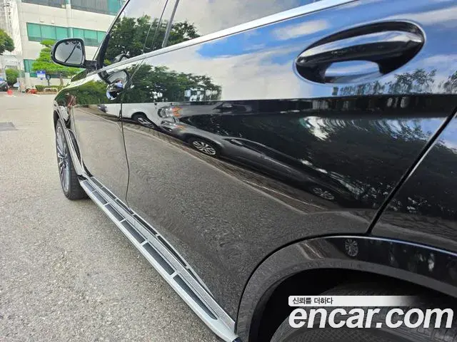 BMW X7 2021 — ფოტო 5/19