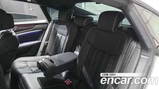 Audi A7 2021 — Photo 33/36