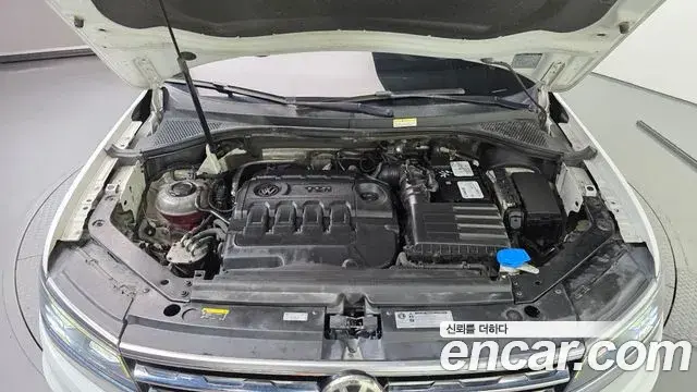 Volkswagen Tiguan Allspace 2018 — ფოტო 3/20