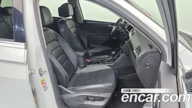 Volkswagen Tiguan Allspace 2018 — ფოტო 9/20