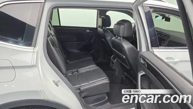 Volkswagen Tiguan Allspace 2018 — ფოტო 12/20