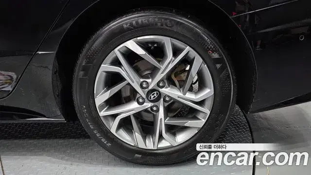 Hyundai Sonata Hybrid 2022 — ფოტო 22/30