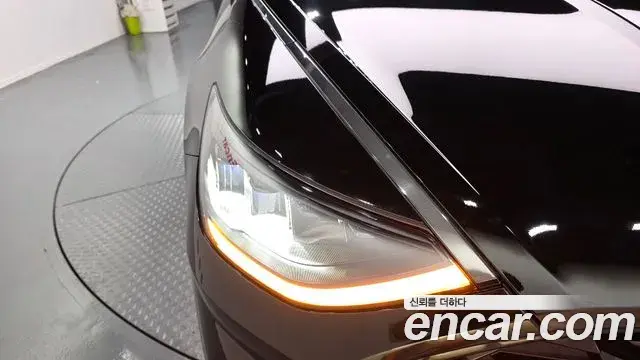 Hyundai Sonata Hybrid 2022 — ფოტო 27/30