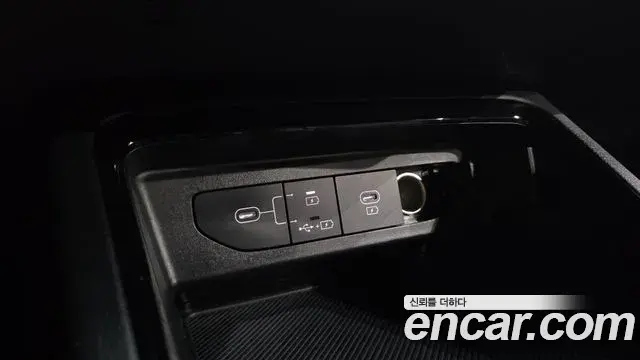 Kia K5 2024 — Photo 9/37