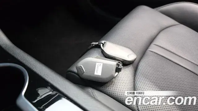 Kia K5 2024 — Photo 23/37