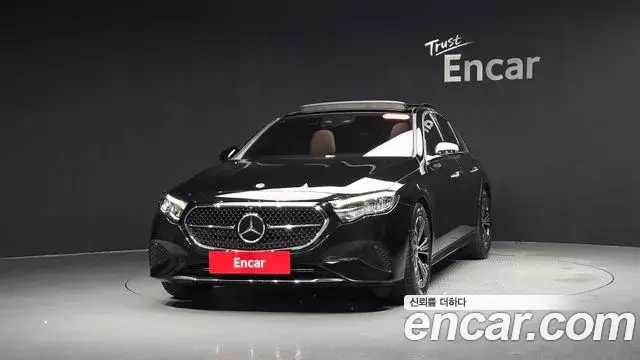 Mercedes-Benz E-Class 2025 — Şəkil 16/36