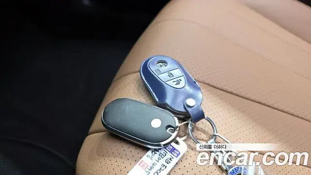 Mercedes-Benz E-Class 2025 — Şəkil 12/36