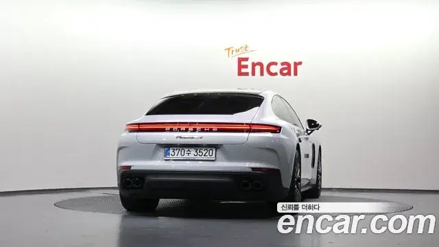 Porsche Panamera 2025 — Фото 3/20