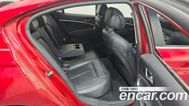 Genesis G70 2022 — Photo 12/20